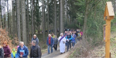 Nově posvěcená “Křížová cesta”